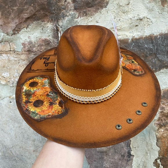 New “HOWDY FALL” Idyllwind OS Hand burned felt hat - Picture 5 of 8
